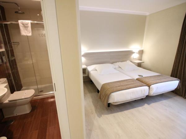 Hotel Alda San Carlos : photo 5 de la chambre chambre double ou lits jumeaux