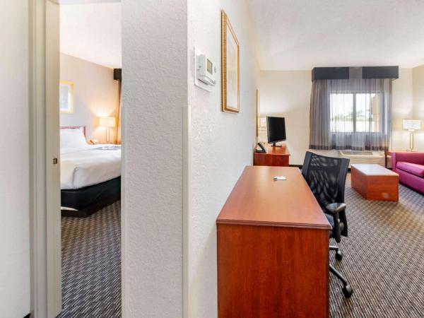 La Quinta Inn by Wyndham Ft. Lauderdale Tamarac East : photo 3 de la chambre suite 1 chambre lit king-size - non-fumeurs