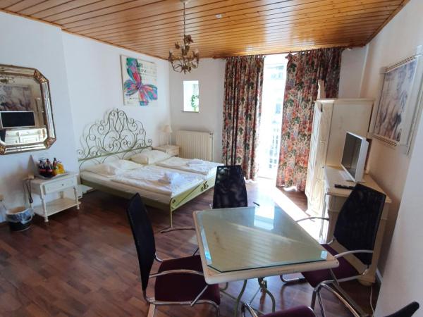 Pension Seibel : photo 9 de la chambre chambre triple