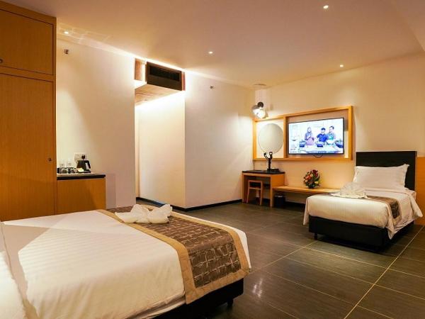 TSR Seafront Hotel : photo 1 de la chambre chambre familiale