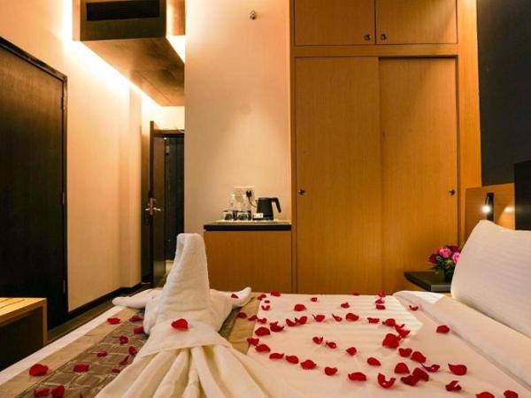 TSR Seafront Hotel : photo 1 de la chambre chambre standard lit queen-size