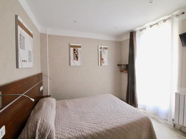 Hotel des Pyrénées : photo 7 de la chambre chambre double