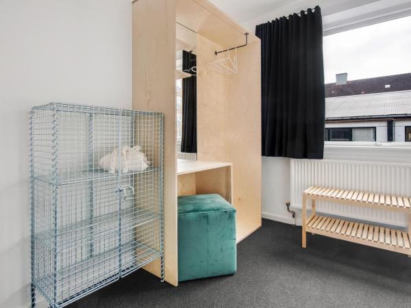 Sleepcph : photo 3 de la chambre chambre simple avec salle de bains commune