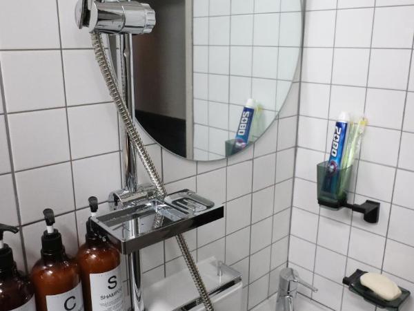 Hostel Korea - Original : photo 4 de la chambre chambre simple avec salle de bains commune