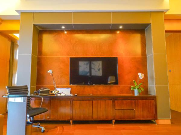 Hyatt Regency Dongguan : photo 5 de la chambre suite lit king-size