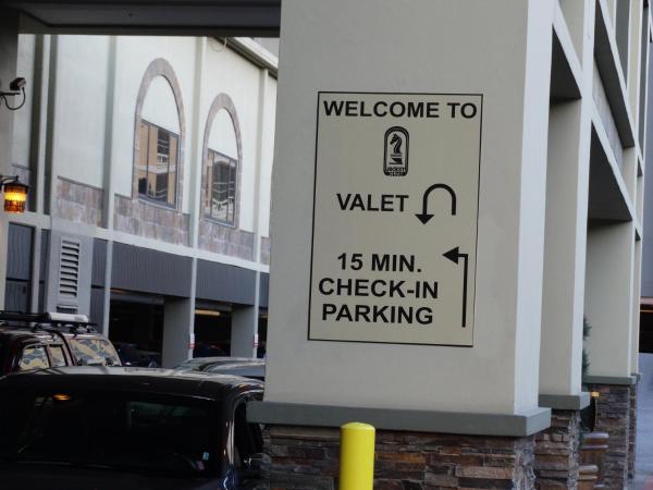 Suites at Jockey Club (No Resort Fee) : photo 1 de la chambre suite 1 chambre