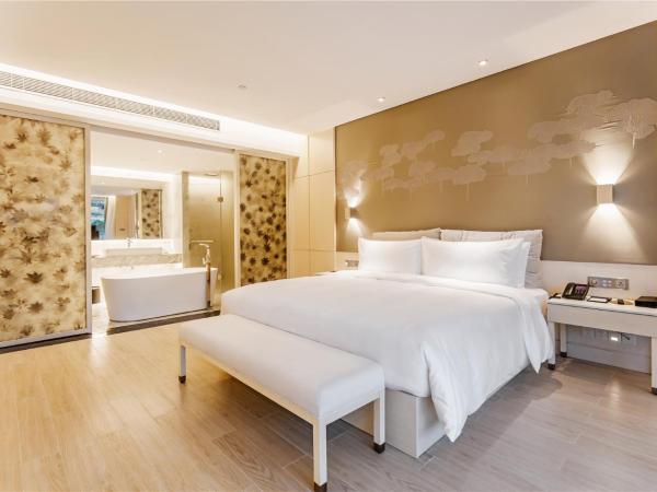 Palace Resort Yalong Bay Sanya : photo 4 de la chambre chambre de luxe - vue sur lac