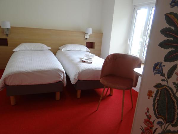 Hostellerie Bon Pasteur : photo 2 de la chambre chambre lits jumeaux supérieure