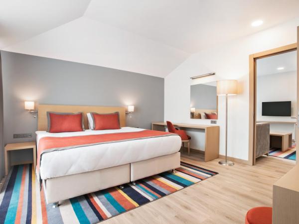 TRYP by Wyndham Ankara Oran : photo 7 de la chambre suite lit king-size – non-fumeurs