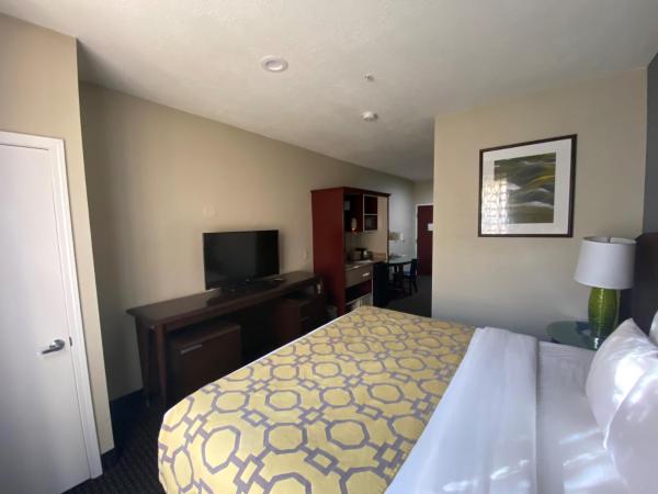 Baymont by Wyndham Colorado Springs : photo 2 de la chambre chambre lit king-size - non-fumeurs