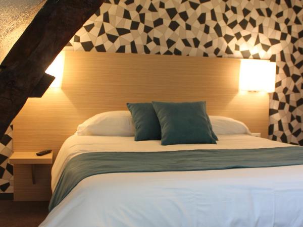 Hôtel Le Blason : photo 7 de la chambre chambre triple