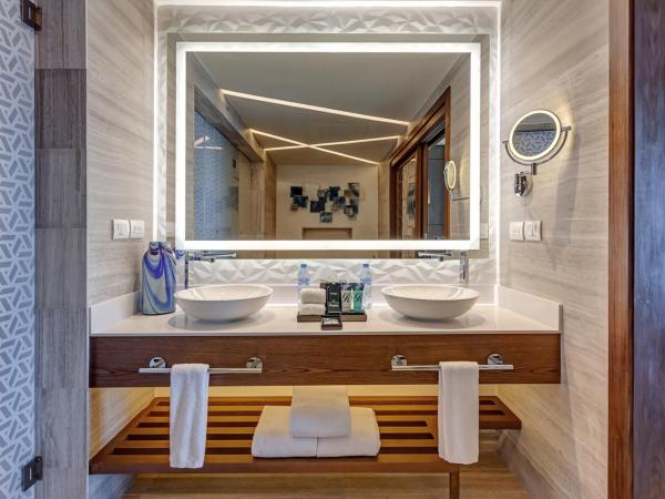 Royalton CHIC Cancun, An Autograph Collection All-Inclusive Resort - Adults Only : photo 5 de la chambre luxueuse suite chairman 4 chambres club diamond - côté océan