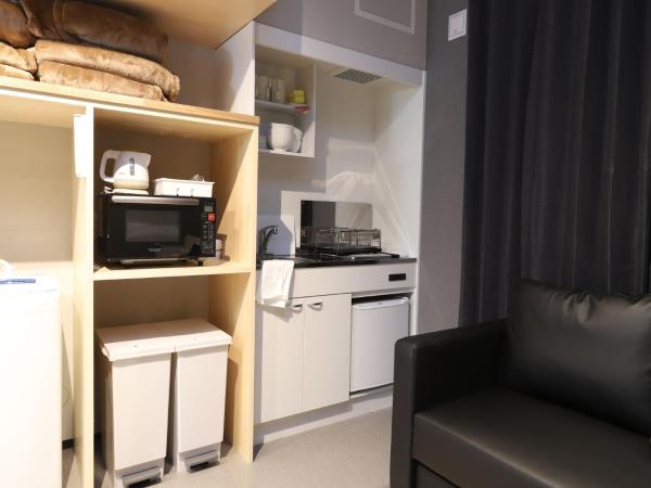 UCHI Living Stay Sapporo Kikusui : photo 7 de la chambre family room with shower room2