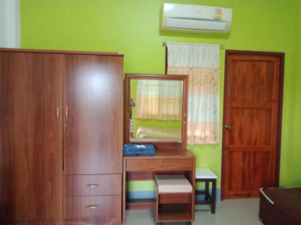 Sabuydee Place Chiang Rai : photo 3 de la chambre chambre quadruple