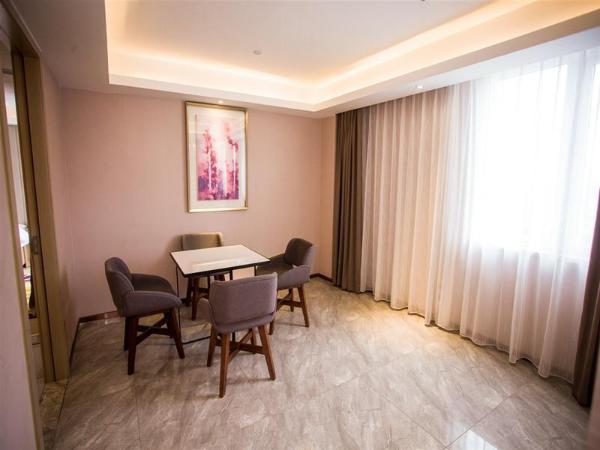 Lavande Hotel Dongguan Houjie Convention Cente Shanmei subway station : photo 1 de la chambre suite deluxe