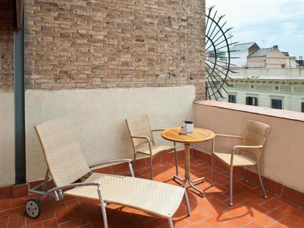 Catalonia Eixample 1864 : photo 1 de la chambre chambre double avec terrasse