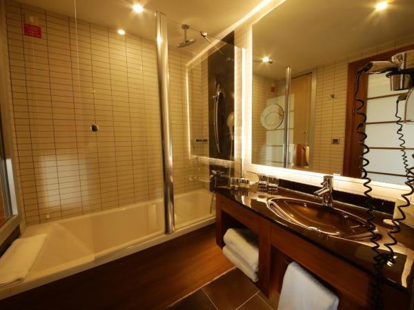 Cevahir Hotel Istanbul Asia : photo 4 de la chambre chambre double supérieure - vue sur mer