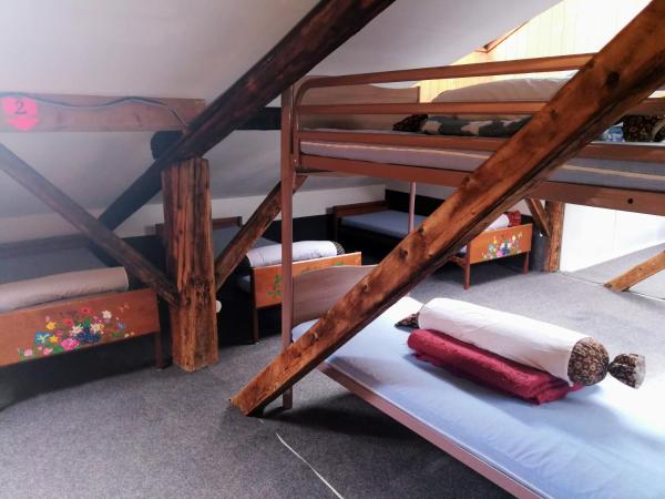 Le Chamoniard Volant : photo 1 de la chambre lit superposé dans dortoir mixte
