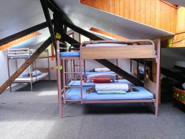 Le Chamoniard Volant : photo 3 de la chambre lit superposé dans dortoir mixte