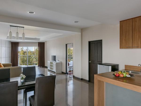 Seapine Beach Golf and Resort Hua Hin : photo 4 de la chambre suite - vue sur jardin