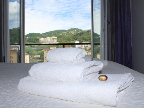 Apartment in Salerno Parco : photo 5 de la chambre chambre familiale supérieure