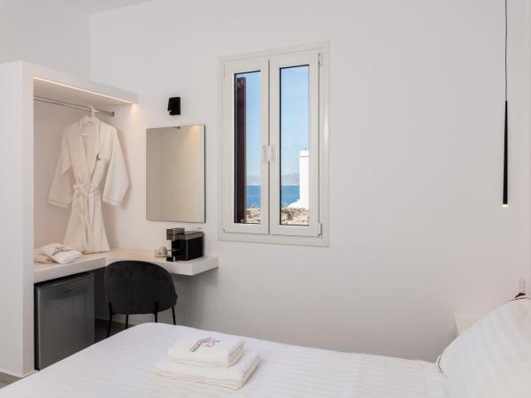 Sunset Paraportiani Rooms : photo 6 de la chambre suite junior