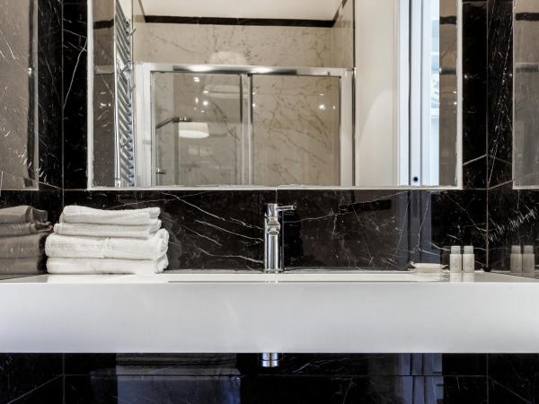 PLEY Boutique Del Centro : photo 9 de la chambre chambre double avec balcon