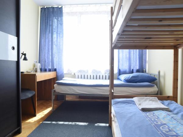 Dobre Miejsce Dom Rekolekcyjny : photo 1 de la chambre chambre familiale avec salle de bains