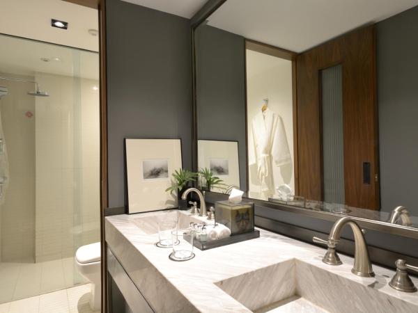 Brick Hotel Mexico City - Small Luxury Hotels of the World : photo 4 de la chambre chambre double