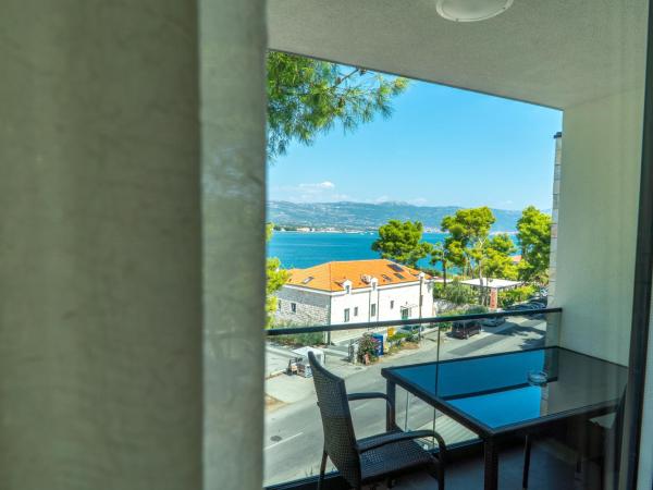 Hotel Sveti Kriz : photo 7 de la chambre chambre double deluxe avec balcon - vue sur mer