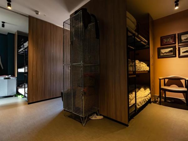 PubLove @ The Steam Engine,Waterloo : photo 1 de la chambre dortoir privé de 12 lits avec salle de bains commune