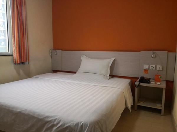7Days Inn Qingdao Licang Wanda Plaza : photo 5 de la chambre comfortable queen room