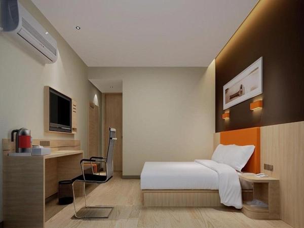 7Days Premium Dalian Lvshun Central Square New Mart : photo 3 de la chambre chambre lit queen-size premium