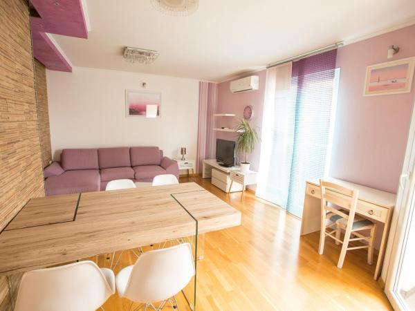 Hotel Galija : photo 3 de la chambre suite avec balcon