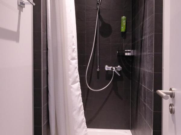 Barabas Luzern : photo 4 de la chambre lit dans dortoir 6 lits