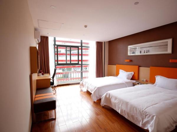 7Days Premium Chengdu Dufu Thatched Cottage : photo 1 de la chambre chambre lits jumeaux supérieure