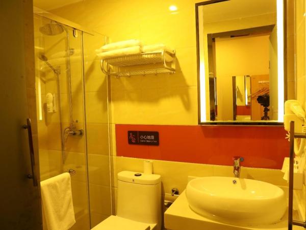 7Days Premium Chengdu Dufu Thatched Cottage : photo 2 de la chambre chambre lits jumeaux de luxe premium