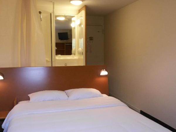 Quick Palace Vannes : photo 1 de la chambre chambre double