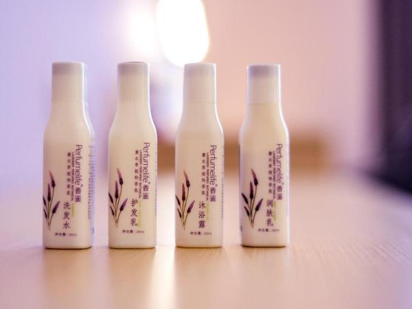 Lavande Hotel Chongqing Jiangbei Intemational Airport Teminal T3 Shop : photo 2 de la chambre chambre lits jumeaux affaires