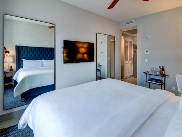 The Plymouth South Beach : photo 2 de la chambre chambre lit king-size supérieure - vue sur piscine