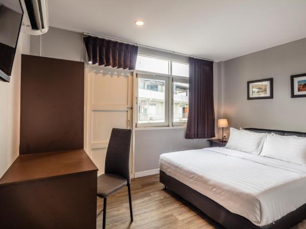 At Hua Lamphong Hotel : photo 1 de la chambre chambre double standard