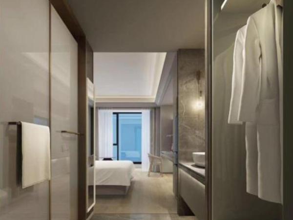 Mercure Shenzhen Futian : photo 3 de la chambre chambre lit king-size deluxe