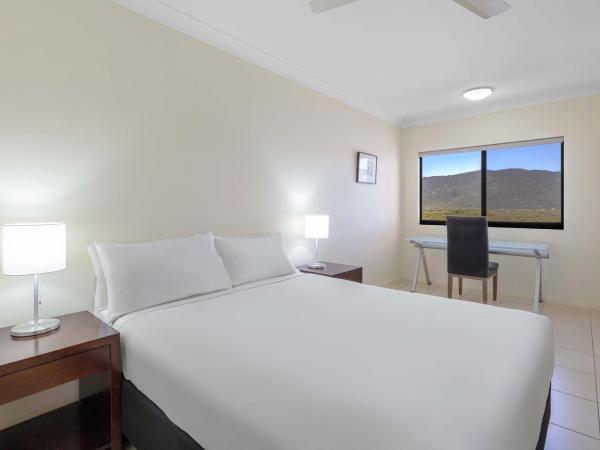 Piermonde Apartments Cairns : photo 7 de la chambre appartement 3 chambres avec vue sur l'eau
