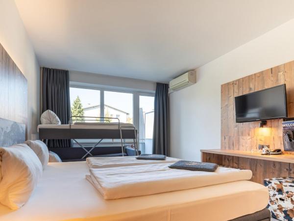 BinderS Budget City-Mountain Hotel : photo 10 de la chambre chambre familiale