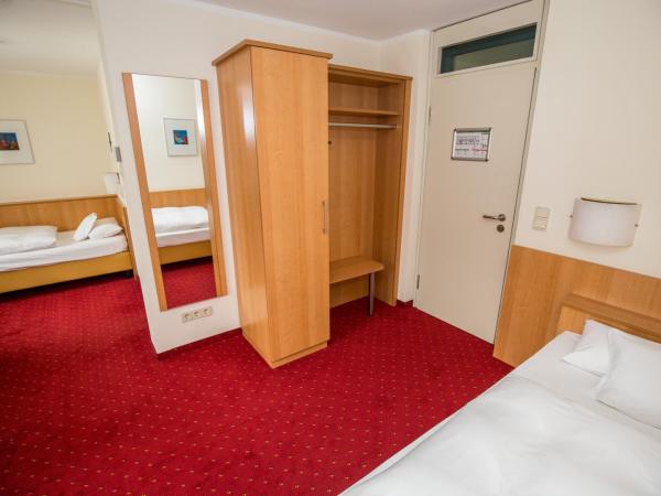 Gästehaus der Katholischen Akademie in Bayern : photo 4 de la chambre chambre double avec salle de bains privative - maison kardinal wendel