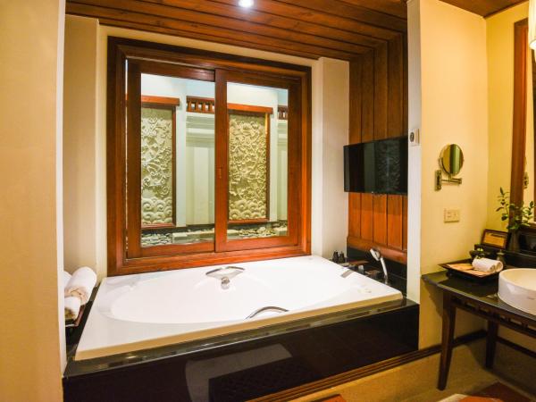 RatiLanna Riverside Spa Resort : photo 4 de la chambre suite exécutive