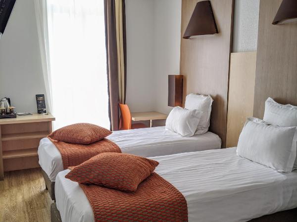 Hôtel Carré Vieux Port : photo 6 de la chambre chambre double avec balcon