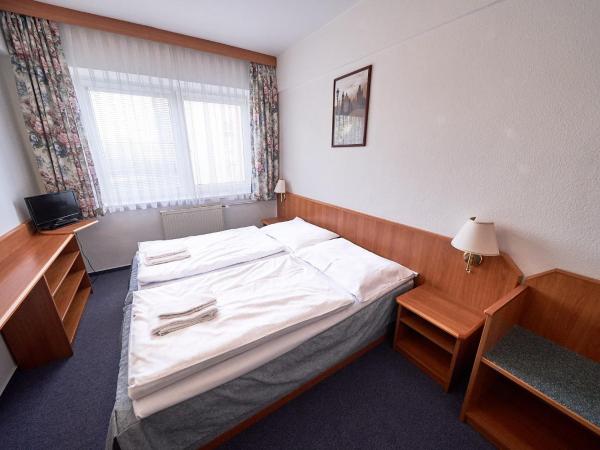 Hotel Astra : photo 1 de la chambre chambre double ou lits jumeaux