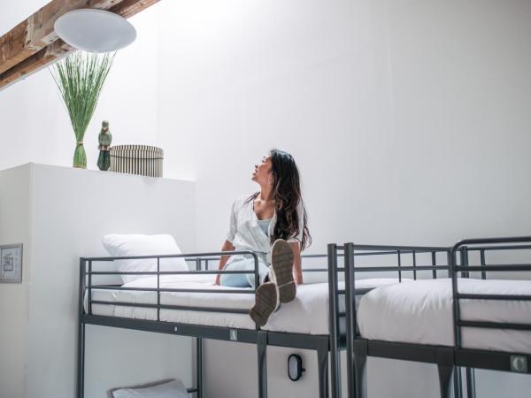 Pink Flamingo Boutique Hostel : photo 3 de la chambre chambre familiale avec salle de bains privative