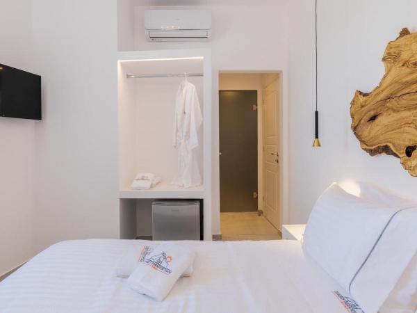 Sunset Paraportiani Rooms : photo 2 de la chambre chambre double avec vue